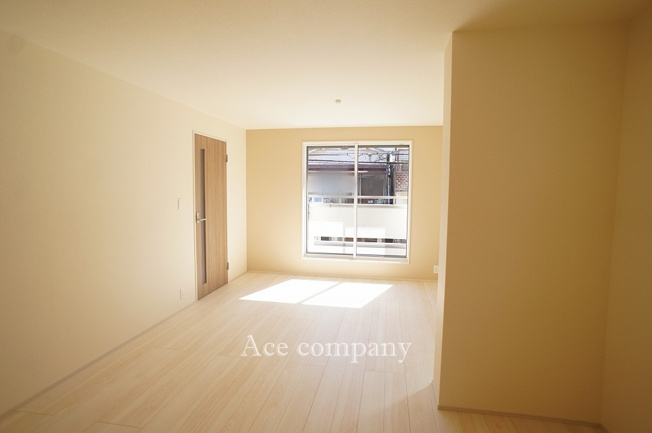 【居間・リビング】 | 東大阪市大蓮東1丁目　【1号棟/全2棟】 | 【LDK：17帖】