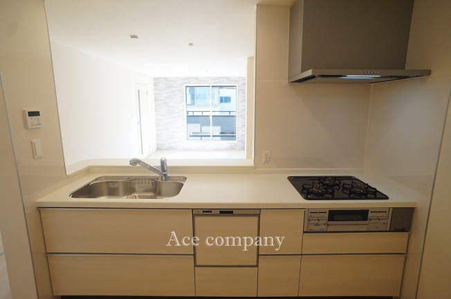 【キッチン】 | 東大阪市大蓮東1丁目　【2号棟/全2棟】 | 【食洗機・蛇口一体型浄水器完備のシステムキッチン☆3口ガスコンロ☆】