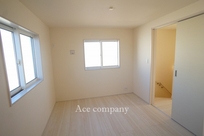 【子供部屋】 | 東大阪市大蓮東1丁目　【2号棟/全2棟】 | 【3階：洋室5.25帖】独立したお部屋です♪