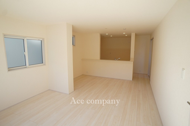 【居間・リビング】 | 東大阪市大蓮東1丁目　【2号棟/全2棟】 | 【LDK：17帖】