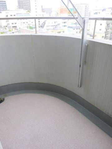 アセンションアイディ浅草のバルコニー