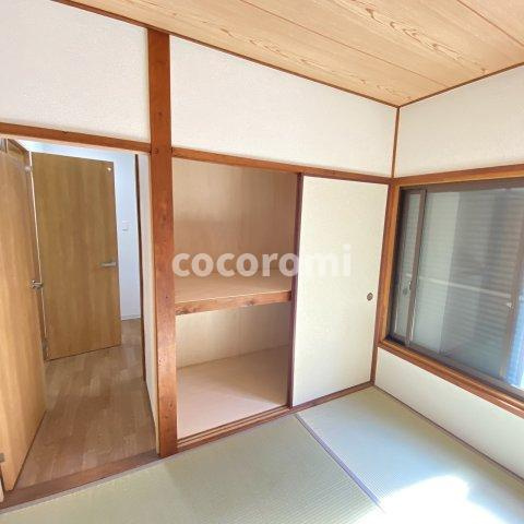 国松町平屋の寝室