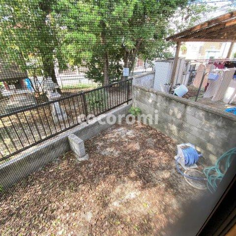 国松町平屋の庭