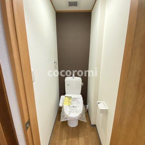 国松町平屋のトイレ