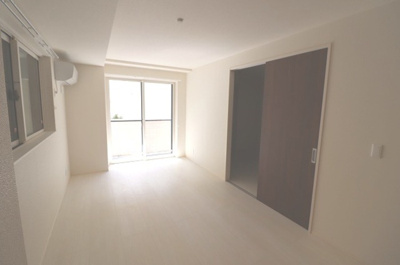 【居間・リビング】 | エクセレント ヒルズ