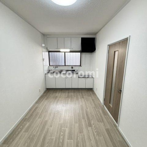 門真市大橋町戸建ての居間・リビング