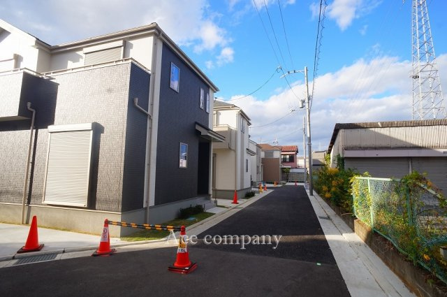 【前面道路含む現地写真】 | 八尾市長池町2丁目　【D号棟/全5棟】 | 【前面道路：幅員約4.7ｍ☆】