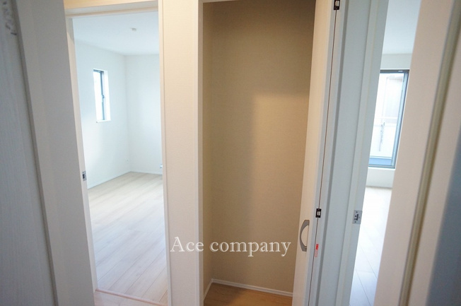 【収納】 | 八尾市長池町2丁目　【B号棟/全5棟】 | 2階、廊下にある収納です♪