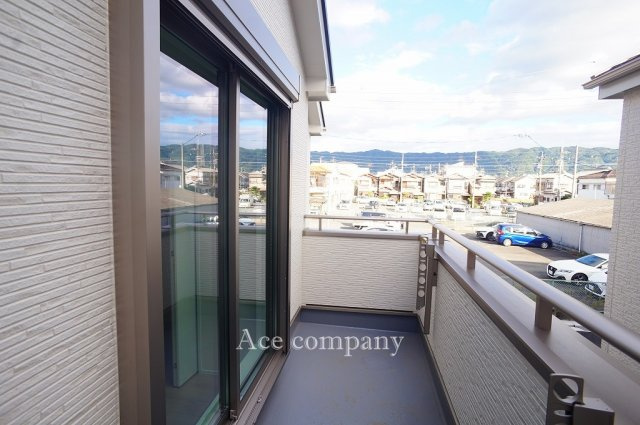 【バルコニー】 | 八尾市長池町2丁目　【B号棟/全5棟】 | 南向きのバルコニーです☆