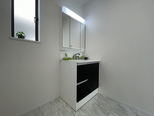 【独立洗面台】 | 八尾市長池町2丁目　【E号棟/全5棟】