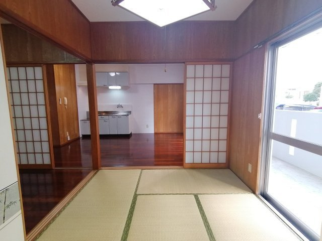 那覇ニュータウン大和の和室|※別部屋の写真の為、現状と異なる場合が御座います。