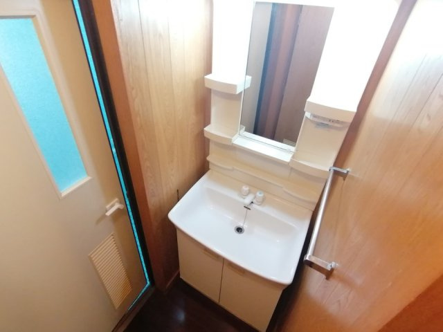 那覇ニュータウン大和の洗面所|※別部屋の写真の為、現状と異なる場合が御座います。