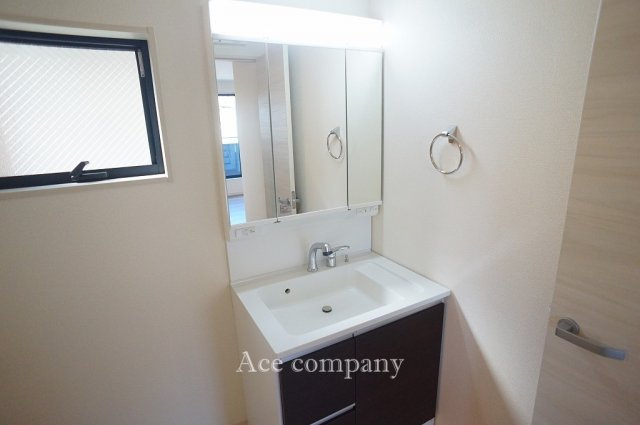 【独立洗面台】 | 東大阪市大蓮北4丁目　【4号棟/全5棟】 | 2階に水廻り設備集約、家事の効率UPです♪