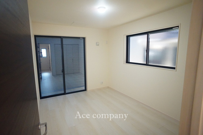 【内装】 | 東大阪市大蓮北4丁目　【5号棟/全5棟】 | 【1階：ストレージルーム6帖】