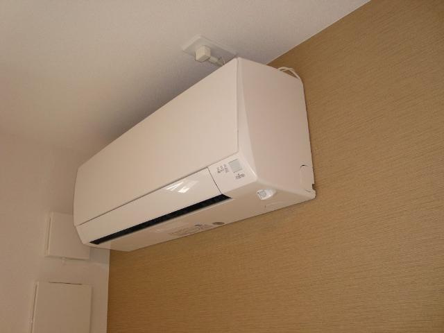 ボヌールの設備|エアコン（リビング）