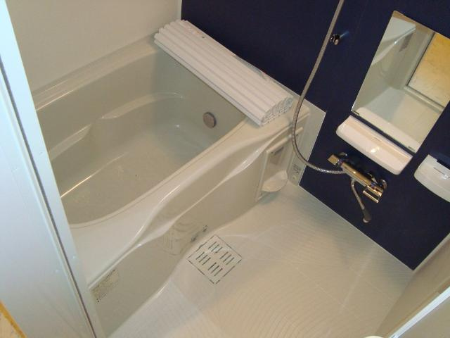 ボヌールの浴室|浴室