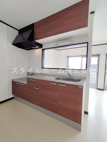 ハイステージ12Aのキッチン|同建物内別部屋の写真です。