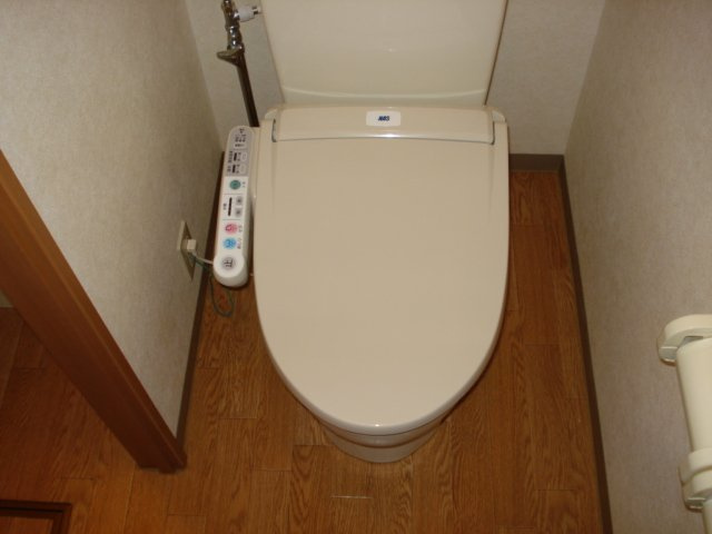 シャワー付トイレ