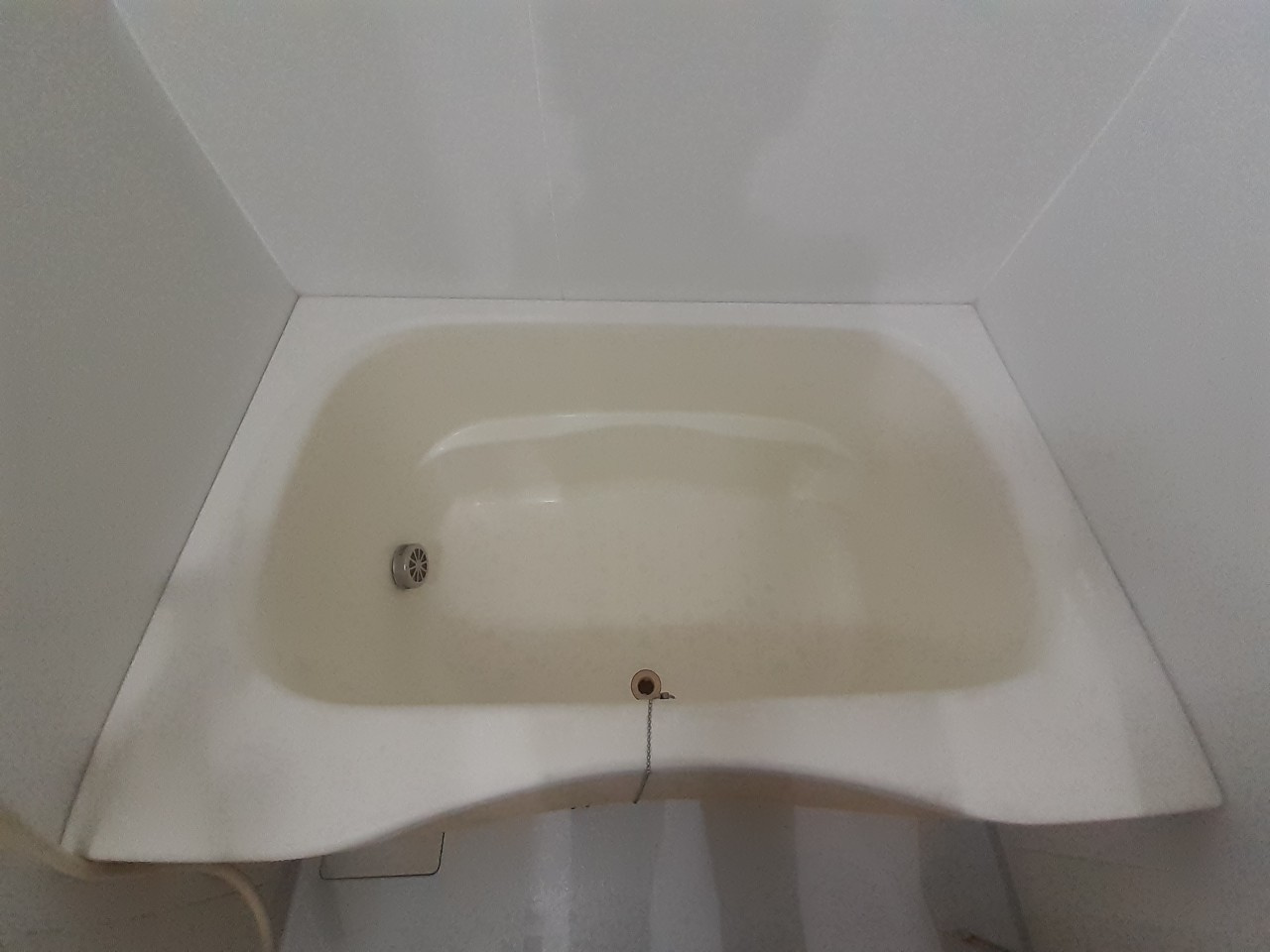 コンパクトで使いやすいお風呂です