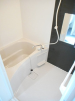 コンパクトで使いやすいお風呂です