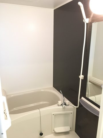 ゆったり過ごせるお風呂です