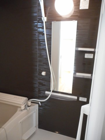 日々の疲れを癒すお風呂付です