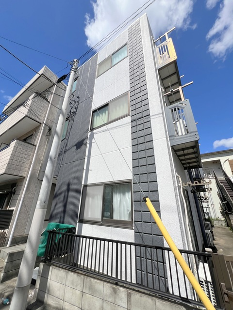メゾン三軒茶屋の外観|★物件現地や最寄り駅でのお待ち合わせが可能です★