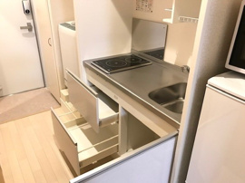 コンパクトなキッチンで掃除もラクラク