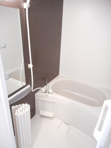 落ち着いた空間のお風呂です