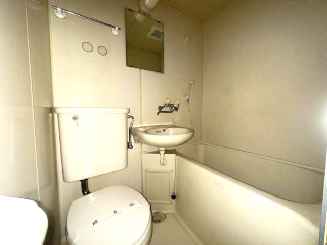 落ち着いた空間のお風呂です