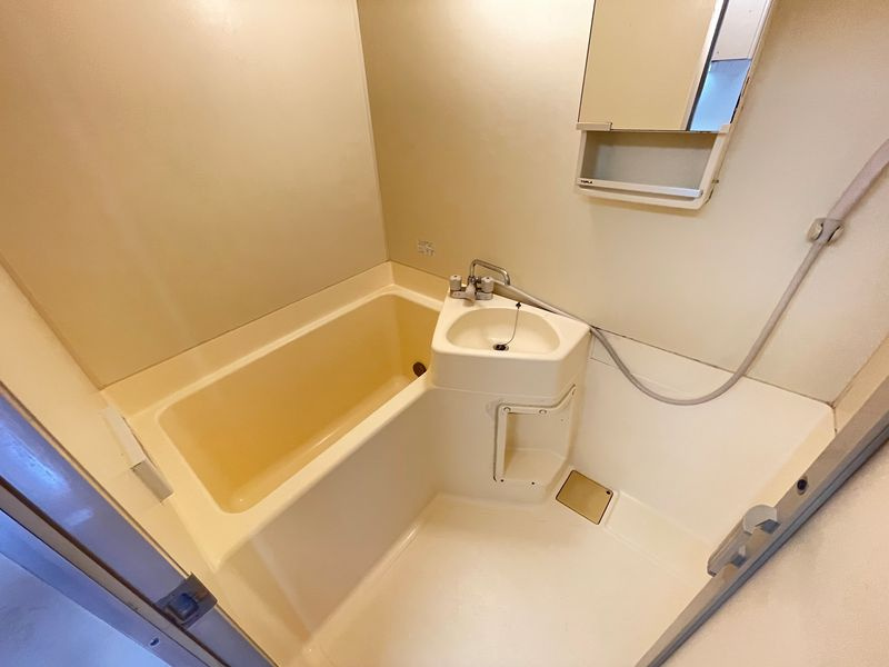 ※画像は同物件別号室となります。