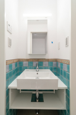 【洗面所】 | イル　ジラソーレ | ※写真は同タイプ住戸です。