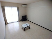 こちらのリビングで趣味の時間をお楽しみください