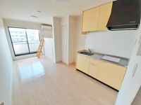 ゆったり過ごせる居間です