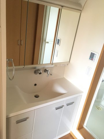 独立洗面台です