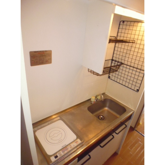 コンパクトなキッチンで掃除もラクラク