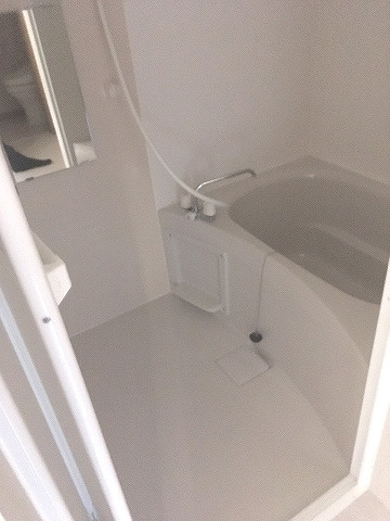 ゆったり過ごせるお風呂です