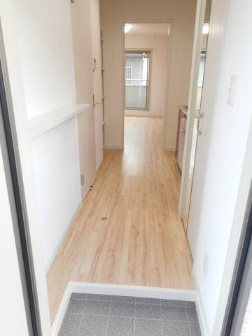 シンプルで使いやすい玄関です