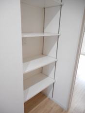 小物を収納するのに便利です