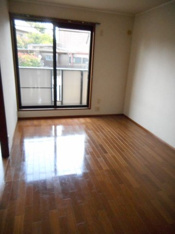 広々とした洋室です