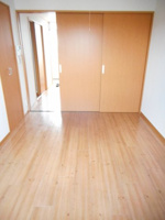 ゆったりした洋室です