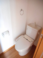 ゆったりとした空間のトイレです