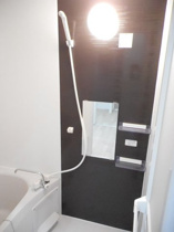 落ち着いた空間のお風呂です