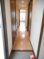 ゆったりとした玄関です