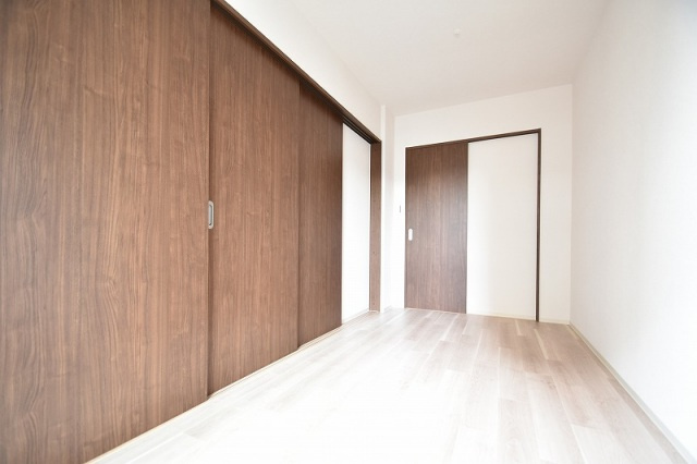 トラストコート中筋の寝室