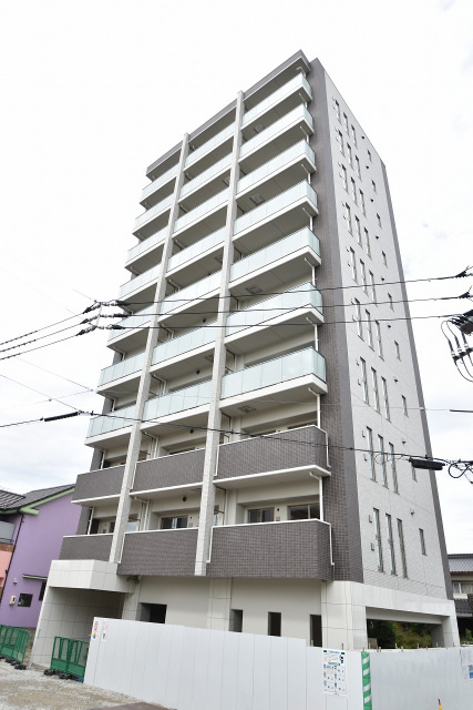 トラストコート中筋の外観