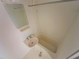 ゆったり過ごせるお風呂です