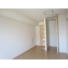 内装は落ち着いています