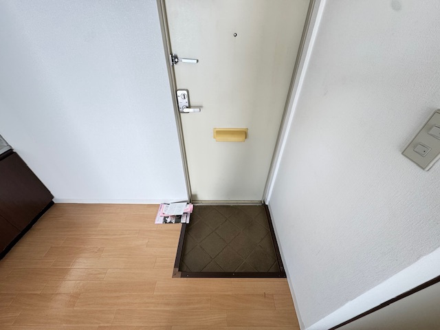 コーポラスしずⅡの玄関|同物件別部屋イメージ写真