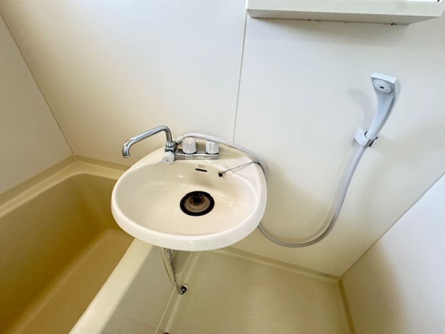 コーポラスしずⅡの独立洗面台|同物件別部屋イメージ写真